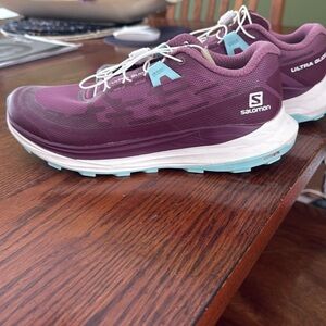 Salomon ultra glide runner